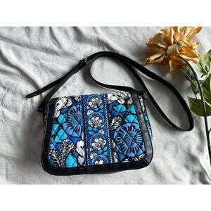 Vera Bradley Blue White Navy Crossover Purse Ba?g